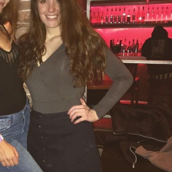 Forever 21 V Neck Bodysuit - Picture 4 of 4